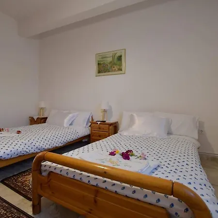 Relaxing Experiences Near بيت للعطل *